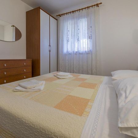 Apartments Dino 茨里克韦尼察 外观 照片